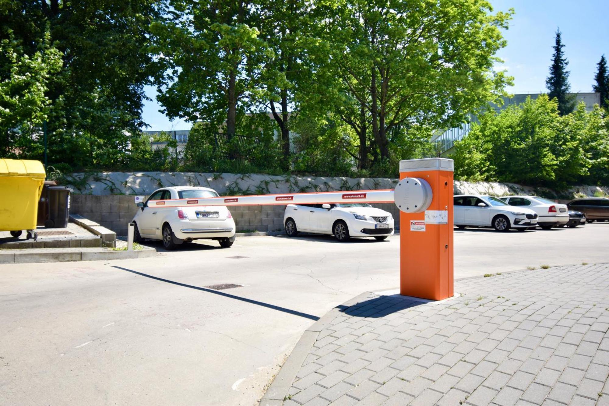 Apartmán Saratovska Trenčín Exteriér fotografie