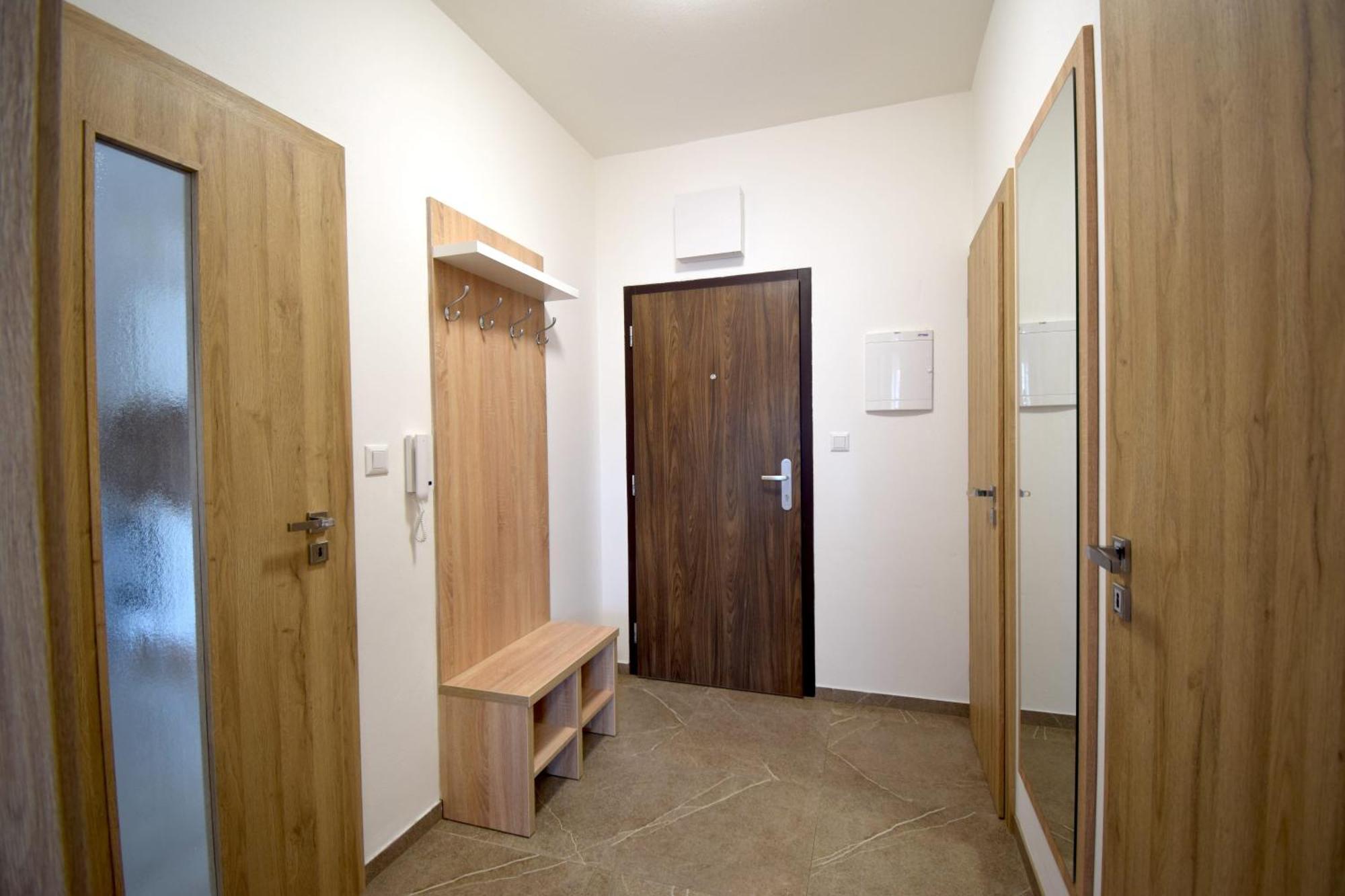 Apartmán Saratovska Trenčín Exteriér fotografie